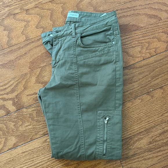 Green skinny pants from Zara - Picture 1 of 6